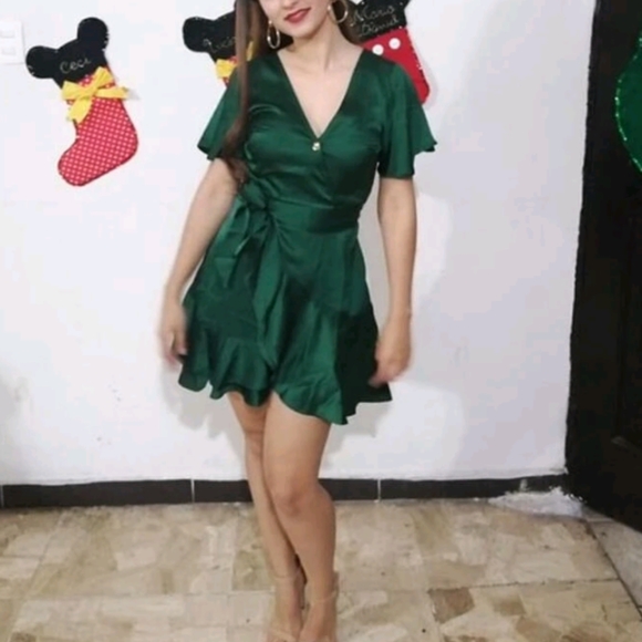 Vestido de satín - Picture 1 of 4
